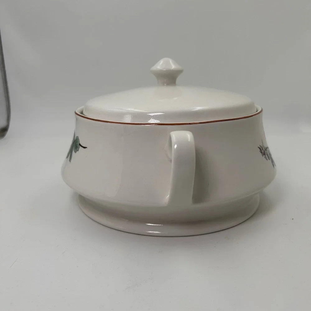 Woodhill Casserole Dish with Lid White Floral Ceramic Serving Bowl Cottagecore